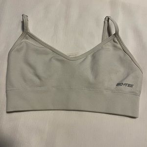Bo+Tee sports bra